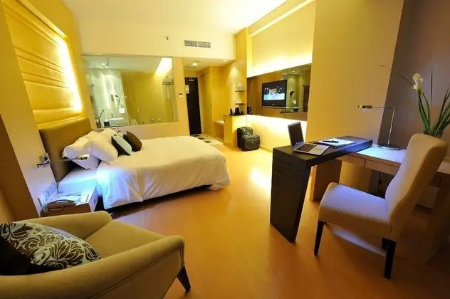 Deluxe Oda (King Bed)