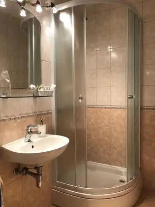 Basic Tek Büyük Yataklı Oda, 1 Büyük (Queen) Boy Yatak, Sigara İçilmez