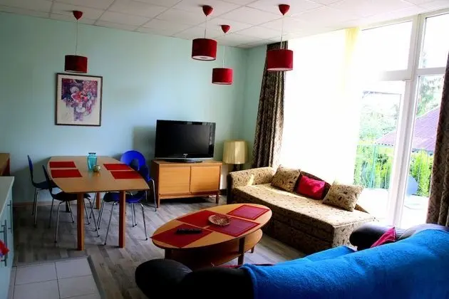 Traditional Apart Daire, Teras