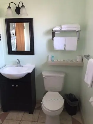 Tek Büyük Yataklı Oda, 2 Çift Kişilik Yatak