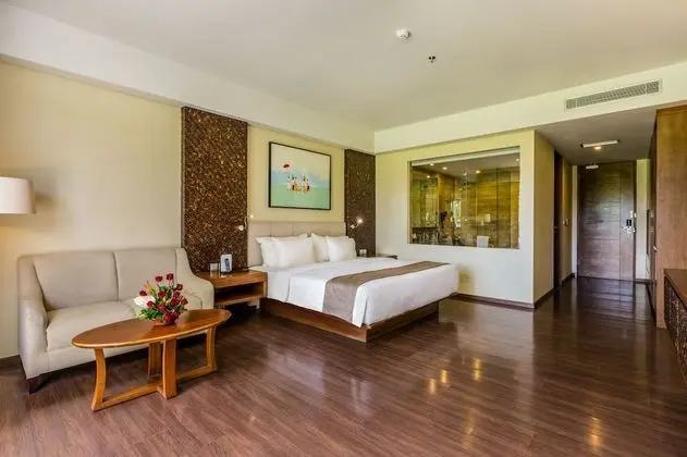 Deluxe Oda, Golf Manzaralı