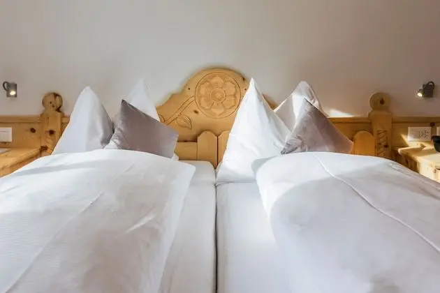 Basic Tek Büyük Yataklı Oda