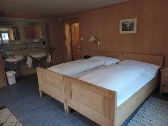 Economy Tek Büyük Yataklı Oda, Ortak Banyo