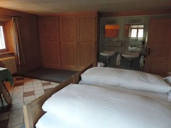 Economy Tek Büyük Yataklı Oda, Ortak Banyo