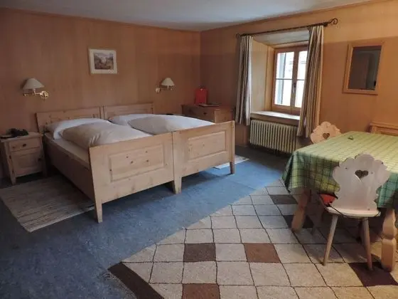 Economy Tek Büyük Yataklı Oda, Ortak Banyo