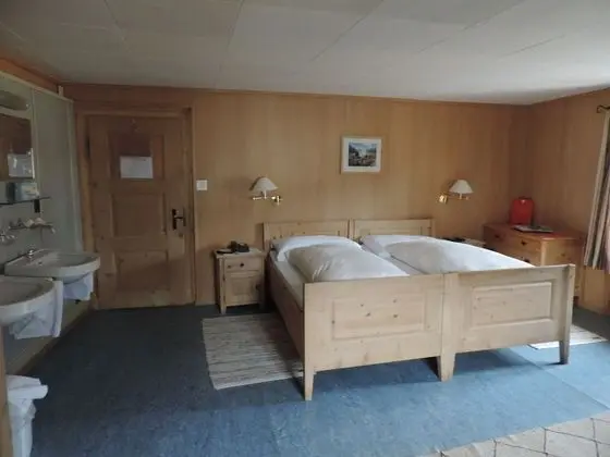 Economy Tek Büyük Yataklı Oda, Ortak Banyo