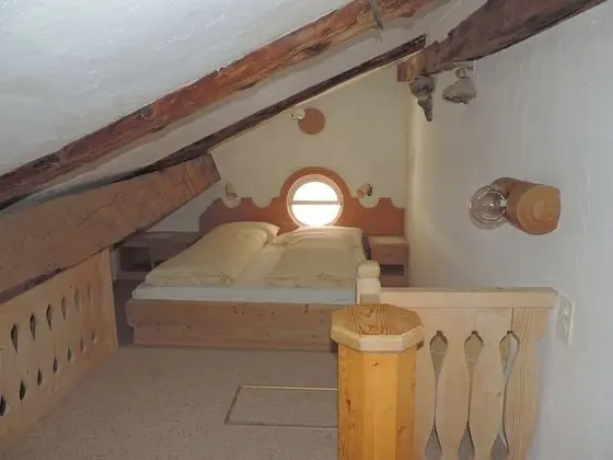 Grand Tek Büyük Yataklı Oda