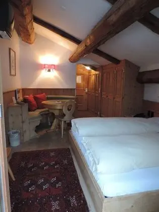 Grand Tek Büyük Yataklı Oda