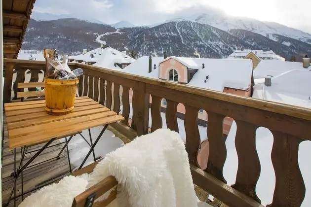 Grand Tek Büyük Yataklı Oda