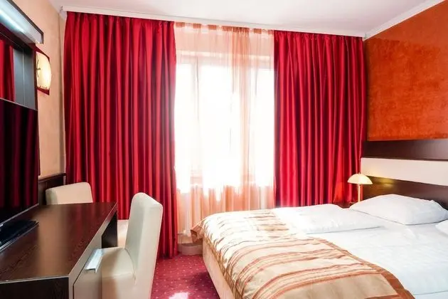 Comfort Tek Büyük Yataklı Oda