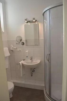 Economy Tek Büyük Yataklı Oda
