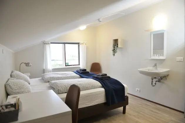 Tek Büyük Yataklı Oda, Ortak Banyo