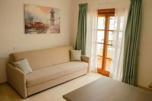 Apart Daire, 2 Yatak Odası, Sigara İçilmez
