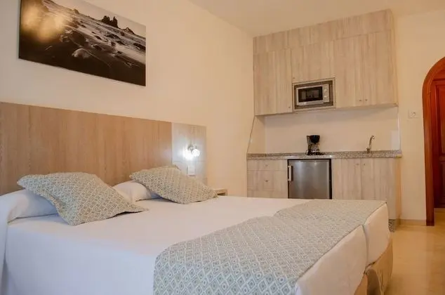 Stüdyo, 2 Tek Kişilik Yatak, Sigara İçilmez