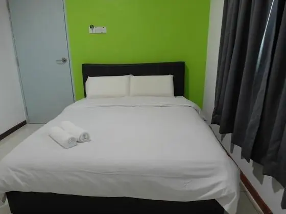 Basic Tek Büyük Yataklı Oda