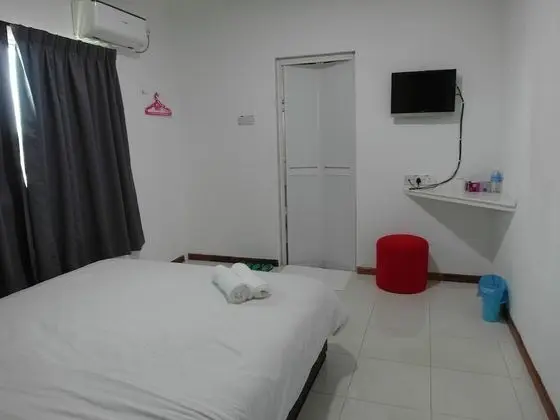 Basic Tek Büyük Yataklı Oda