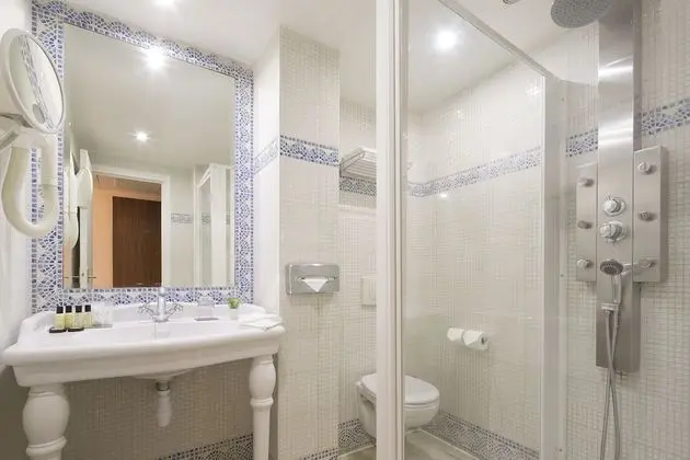 Comfort İki Ayrı Yataklı Oda