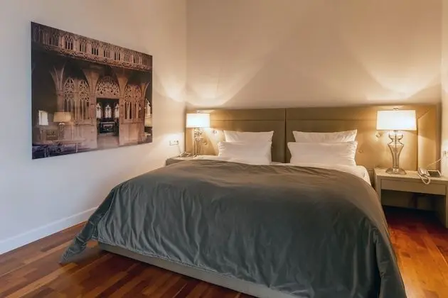 Junior Süit, 1 En Büyük (King) Boy Yatak