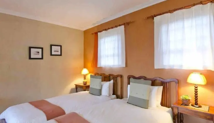 İki Ayrı Yataklı Oda