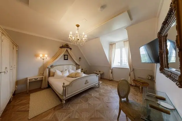 Romantic Tek Büyük Yataklı Oda, 1 Büyük (Queen) Boy Yatak, Sigara İçilmez