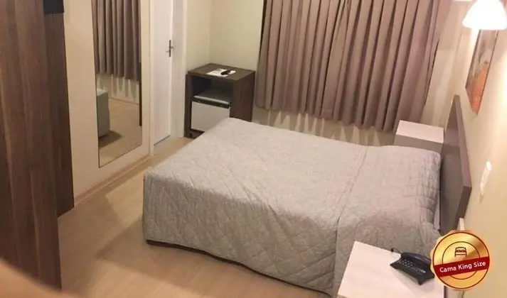 Standard Tek Büyük Yataklı Oda