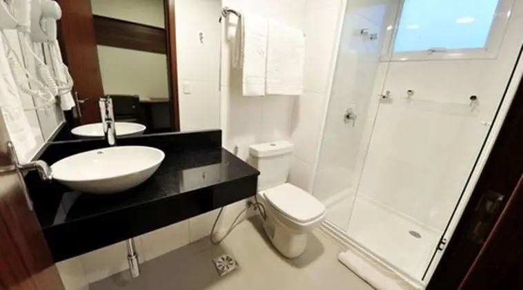 Luxury Tek Büyük Yataklı Oda