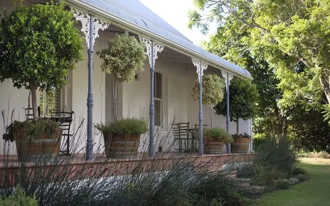 Basic Oda (Bathtub Only - No Shower)