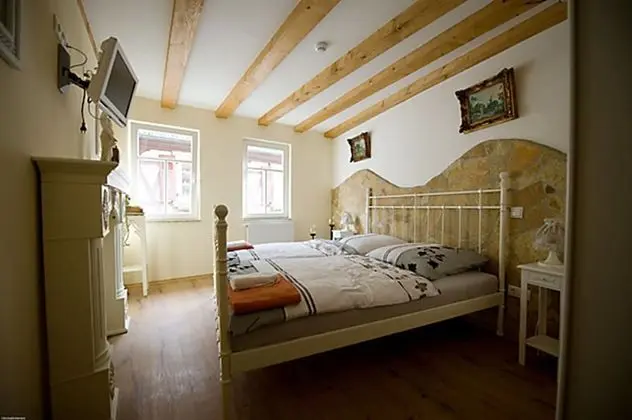 Tek Büyük Yataklı Oda