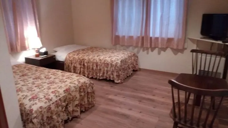 Basic Oda, 2 Tek Kişilik Yatak, Sigara İçilmez, Dağ Manzaralı