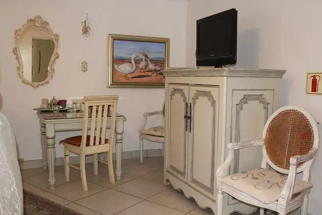 Tek Büyük Yataklı Oda, Bahçe Manzaralı