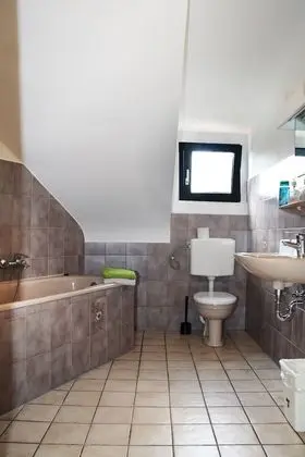Classic Tek Kişilik Oda, Ortak Banyo