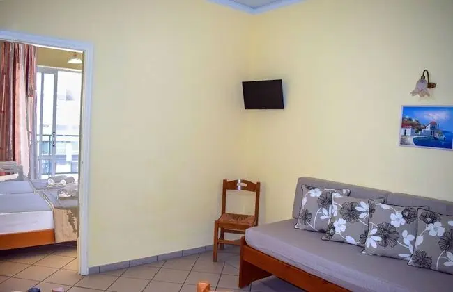 Apart Daire, Havuz Manzaralı