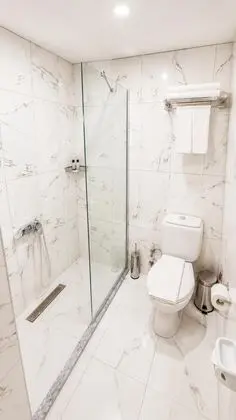 Studio, Şehir Manzaralı