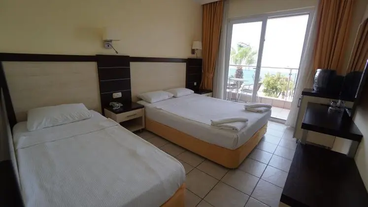 Standart Oda, Deniz Manzaralı, Balkonlu