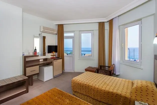 Twin Bed Standart Deniz Manzaralı Oda