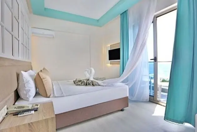 Çift Kişilik, Kısmi Deniz Manzaralı, Balkonlu
