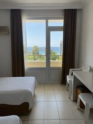 Standard Tek Büyük veya İki Ayrı Yataklı Oda