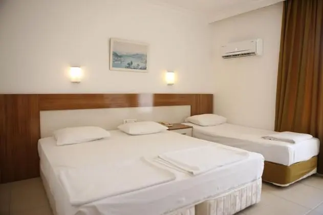 Standart Oda, Kara Manzaralı
