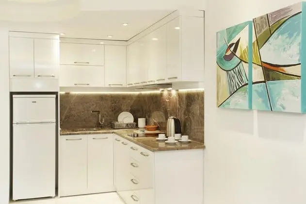 Apartment, Kara veya Havuz Manzaralı