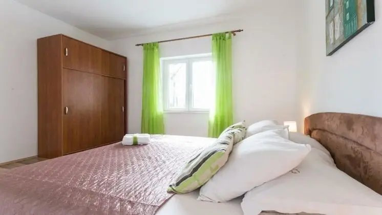 Apart Daire, Dağ Manzaralı