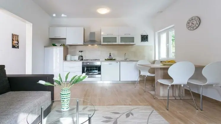 Apart Daire, Dağ Manzaralı