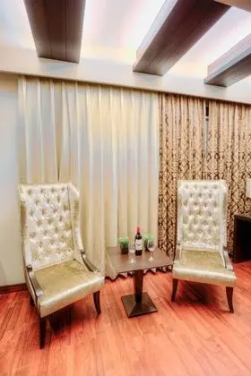 Executive Oda, 1 En Büyük (King) Boy Yatak, Sigara İçilmez, Şehir Manzaralı