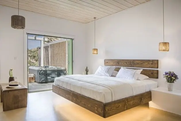 King Suite, Hot Tub