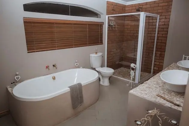 Luxury Tek Büyük veya İki Ayrı Yataklı Oda