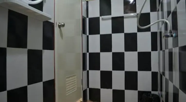 Design Tek Büyük Yataklı Oda, 1 En Büyük (King) Boy Yatak, Bahçe Manzaralı, Avlu