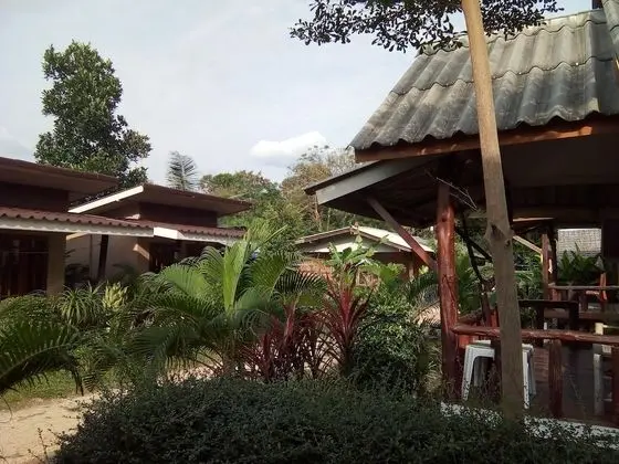 Standard Bungalow, Fan