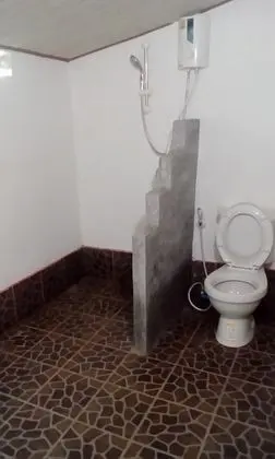 Standard Bungalow, Fan
