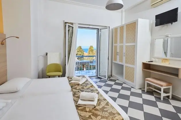 Üç Kişilik Oda
