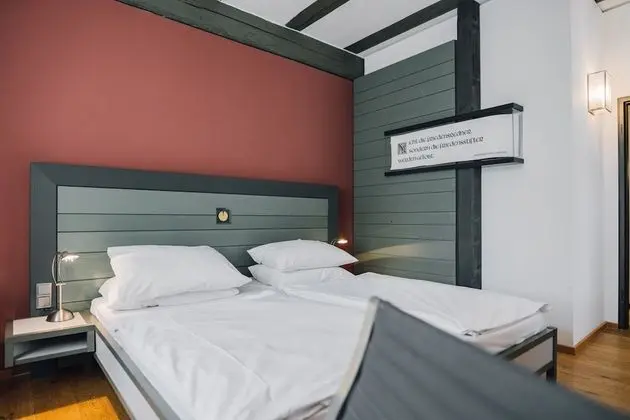 Tek Büyük Yataklı Oda