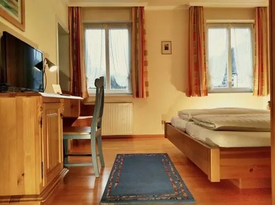 Tek Büyük Yataklı Oda, Sigara İçilmez